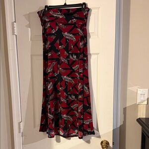 Lularoe Stylish Red and Black Feather Print Skirt